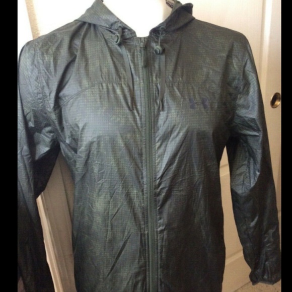 under armour leeward windbreaker